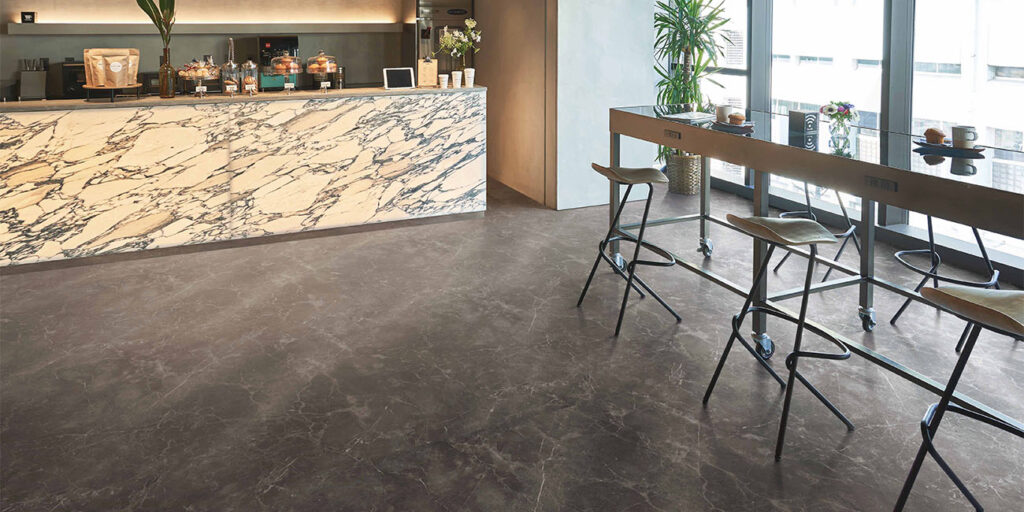 床のリフォーム業者選びのポイント